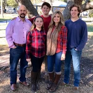 Meet your Posher, Kelsey